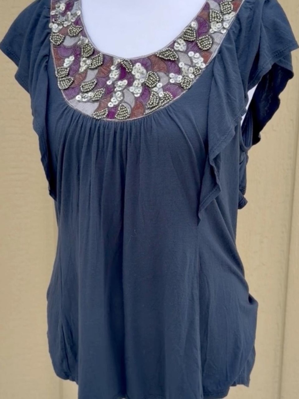 Y2K vintage Lush sequin flowy gray top